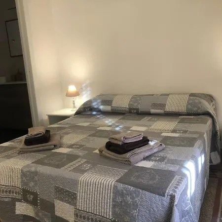 בית הארחה Cagliaritane Notti In Centro