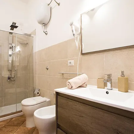 Cagliaritane Notti In Centro Affittacamere